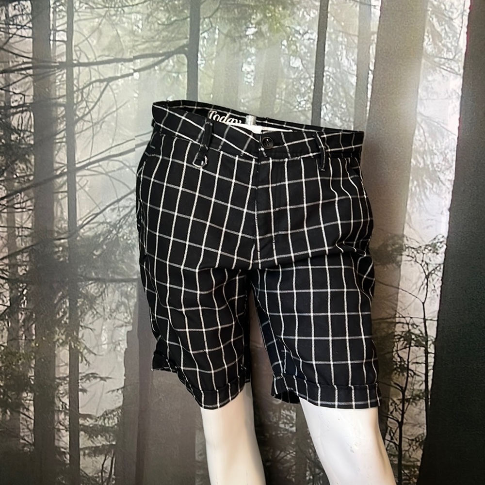 Publish brand Black with stripes mens 34 shorts
